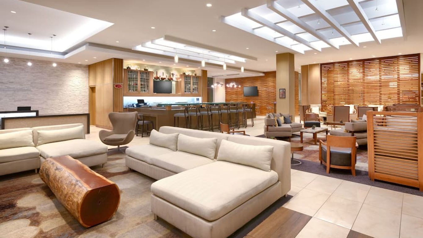 حياة هاوس أت أنهايم ريزورت/ كونفنشن سنتر