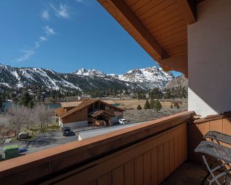 Rr-Interlaken 19 - June Lake - Balcon