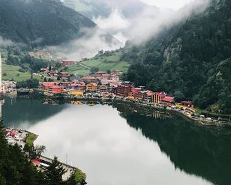 Poyraz Hotel Uzungöl - Uzungöl - Outdoor view