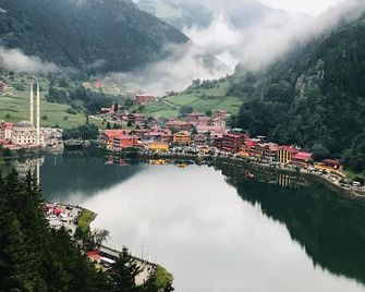 Poyraz Hotel Uzungöl - Uzungöl - Außenansicht