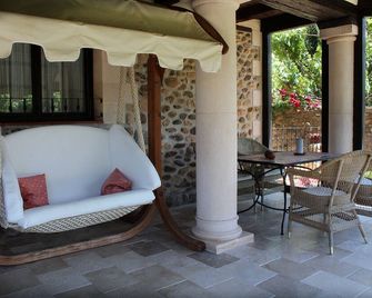 Hotel Doña Sancha - Covarrubias - Патіо