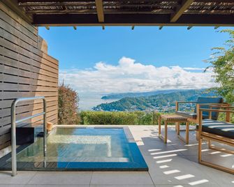Hotel Grand Bach Atami Crescendo - Atami - Piscina