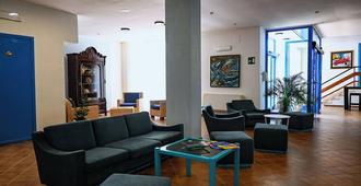 Hotel Baia Turchese - Lampedusa - Receptionist