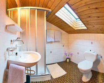 Hotel Adler - Saas-Grund - Bathroom