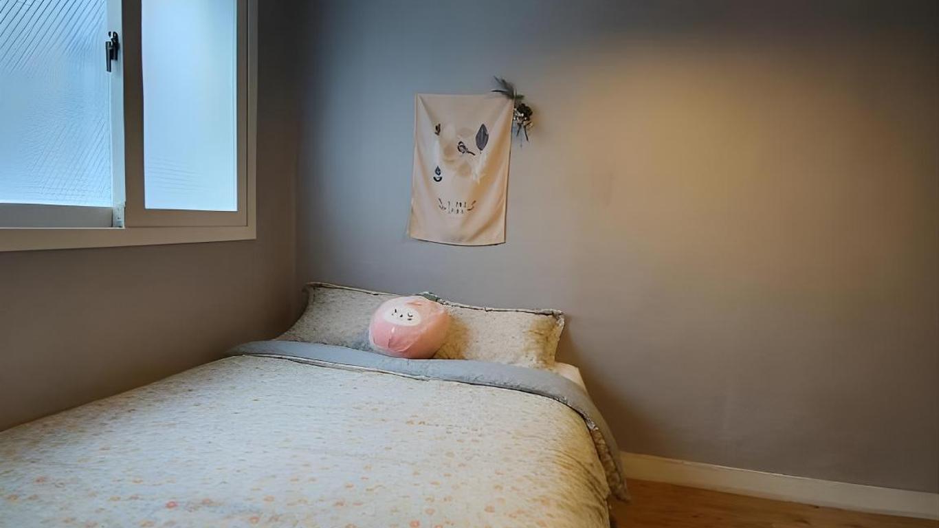 هوستل فانيلا 2 دونجدايمون