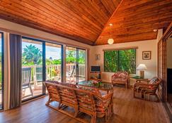 500 feet to the , 1000 feet and - Poipu - Living room