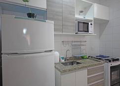 Apartamento Olimpia - Próximo ao Parque Thermas dos Laranjais - Ideal para familias - Olímpia - Kitchen