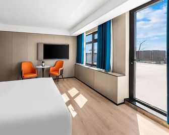 Ly New York Hotel - Queens