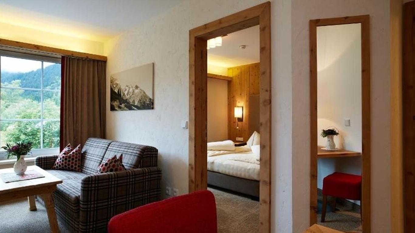 Almhotel Told