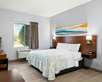 HomeTowne Studios by Red Roof East Lansing - Okemos - Okemos - Habitación