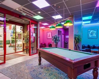 Hôtel Siatel Besançon Chateaufarine - เบอซ็องซง
