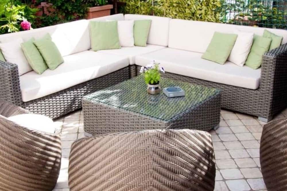 Hotel Marinella - Celle Ligure - Patio