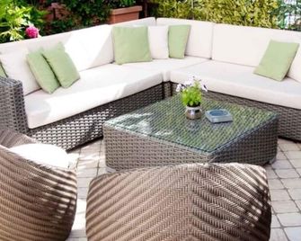 Hotel Marinella - Celle Ligure - Patio