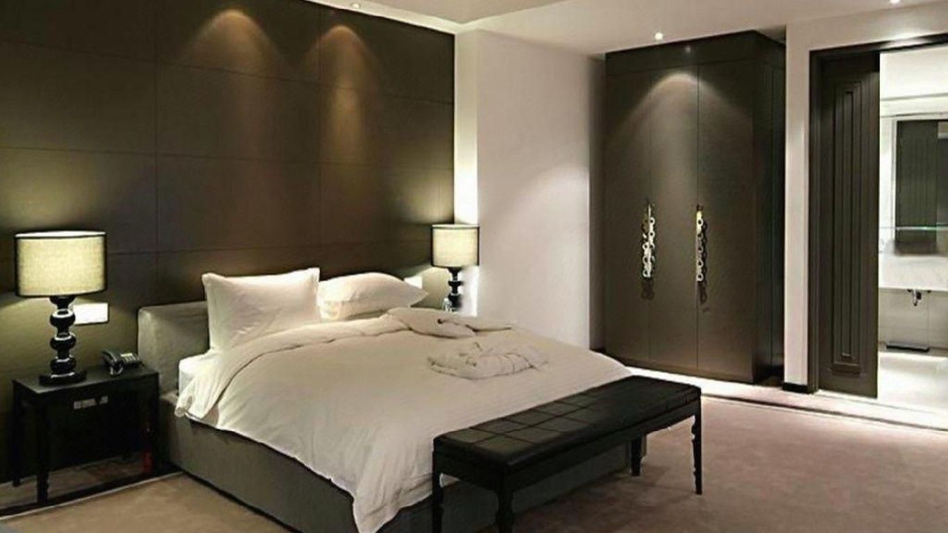 Myroom Boutique Hotel