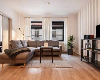 Ferienwohnung Klün's - Jever - Wohnzimmer