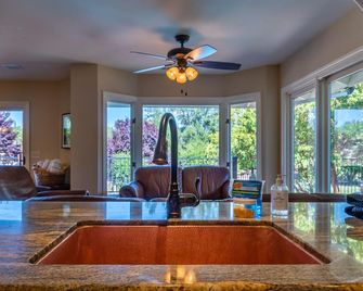 Merry Hill 4 Br home by RedAwning - El Paso de Robles - Lobby