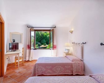 Hotel San Trano - Luogosanto - Bedroom