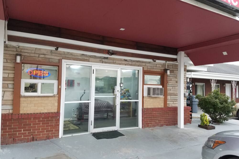 Budget Inn - Princeton - Budova