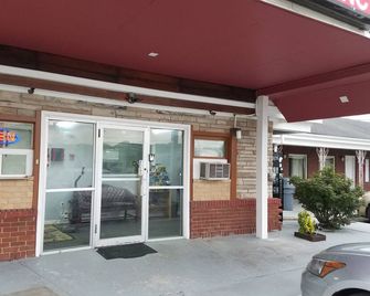 Budget Inn - Princeton - Budova