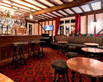 The Lion Hotel - Welshpool - Bar