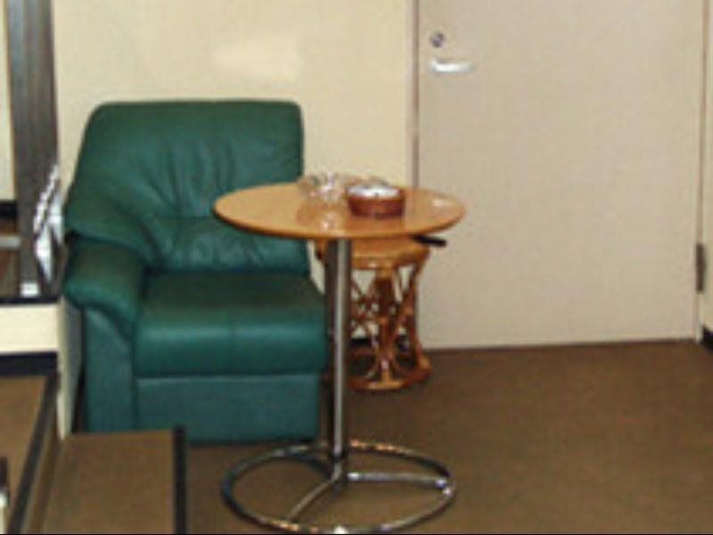 Capsule Land Yushima (Male Only) - טוקיו - סלון