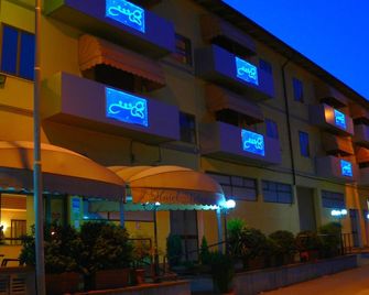 Valmarina - Calenzano - Edificio