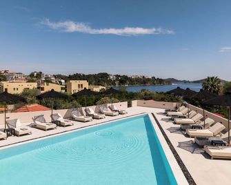 Nimfi Suites - Σκιάθος - Πισίνα