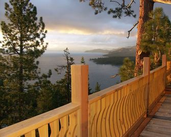 Where Eagles Fly Bed & Breakfast - Zephyr Cove - Balcone