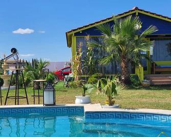 Blue Chalet Diar Maamoura - Nabeul - Piscina