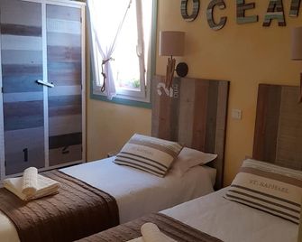 Île Ô Des Capucins - Camaret-sur-Mer - Chambre
