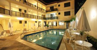 聖曼紐爾普拉亞酒店 - 阿拉加左 - 阿拉卡茹 - 游泳池