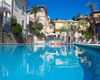 Villa Igea - Diano Marina - Bể bơi