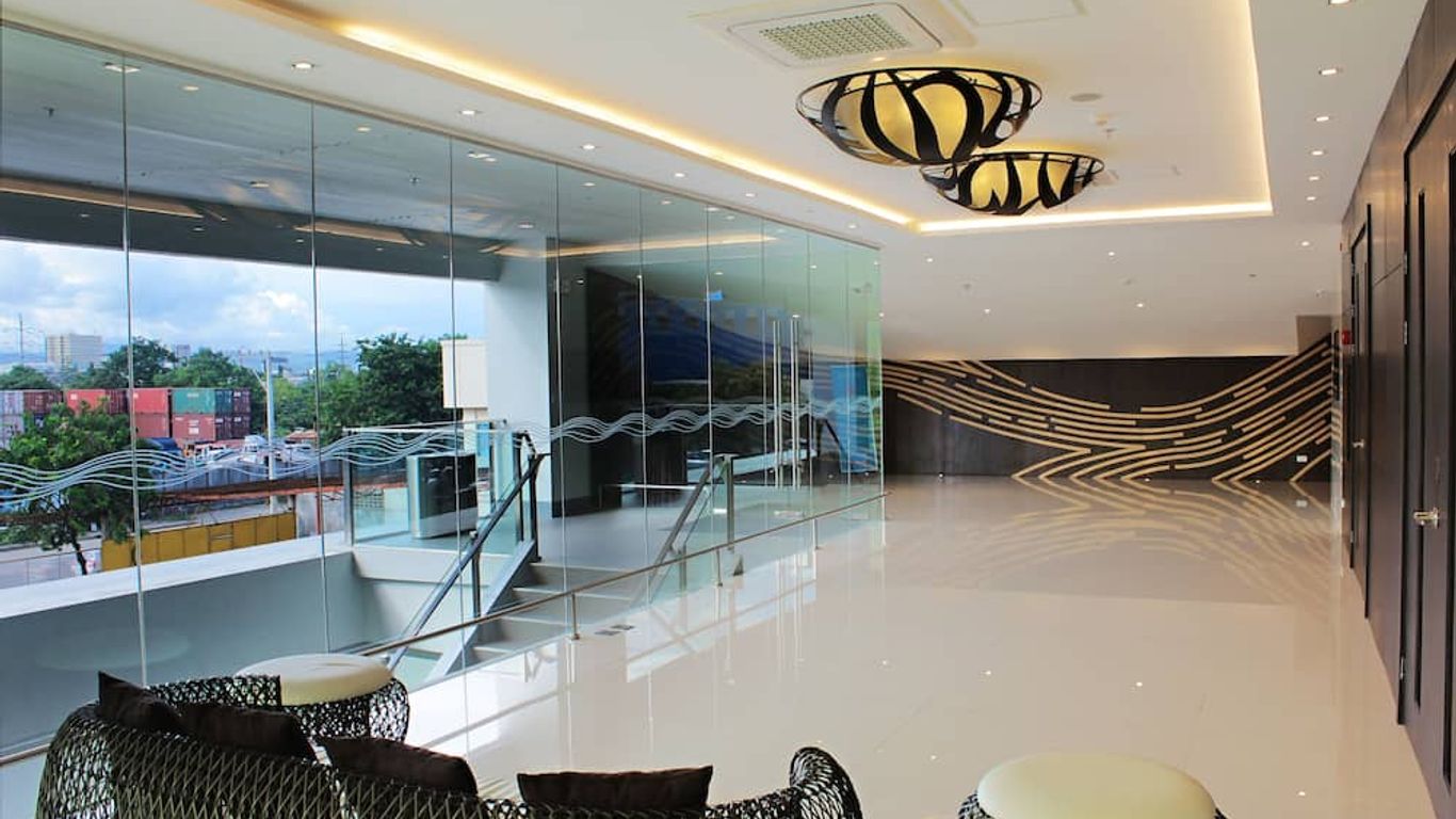 Bayfront Hotel Cebu North Reclamation