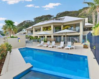The Lighthouse at Iluka Resort Apatments - Palm Beach - Pool