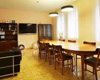 Casa dei Mercanti Town House - Lecce - Dining room