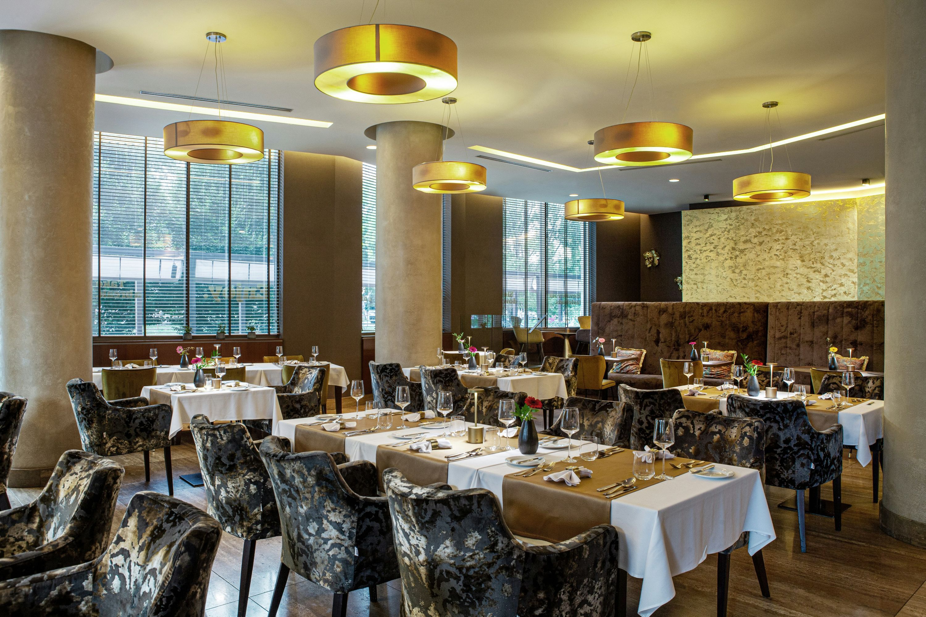 DoubleTree by Hilton Bratislava - Bratislava - Restaurante