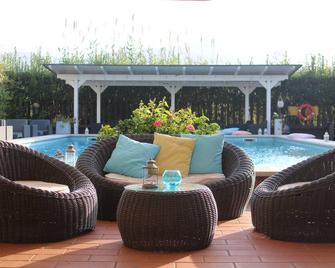 Hotel Cristallo Relais, Sure Hotel Collection By Best Western - Tivoli - Pool