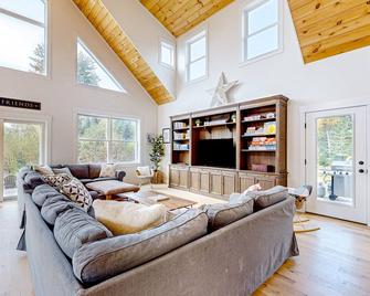 Ridgeview - Whitefield - Wohnzimmer