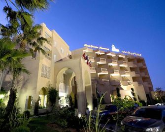 Houda Yasmine Hammamet - Hammamet - Building