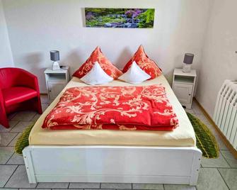 Ferienwohnung in Kenz-Küstrow - Barth - Schlafzimmer