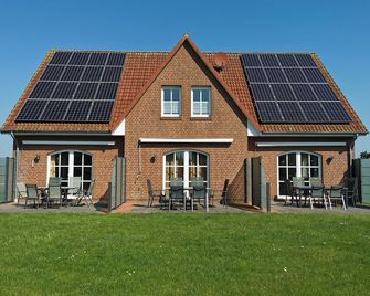 Ferienhaus Baltrumkieker Mitte - Nessmersiel - Gebäude
