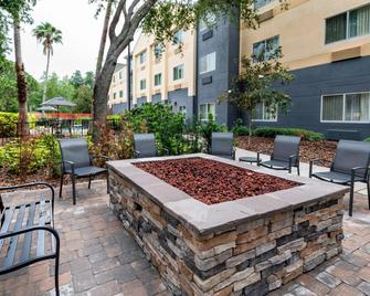 Fairfield Inn & Suites by Marriott St. Petersburg Clearwater - Clearwater - Patio