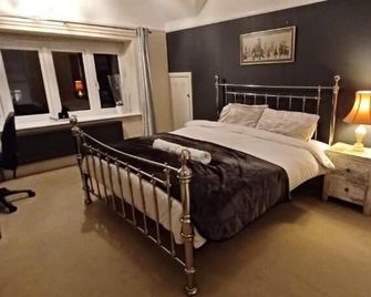 The Pearl Manor - Watford