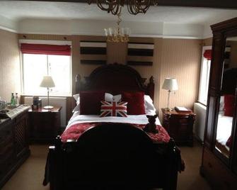 The Old Hall Country House - Crewe - Bedroom