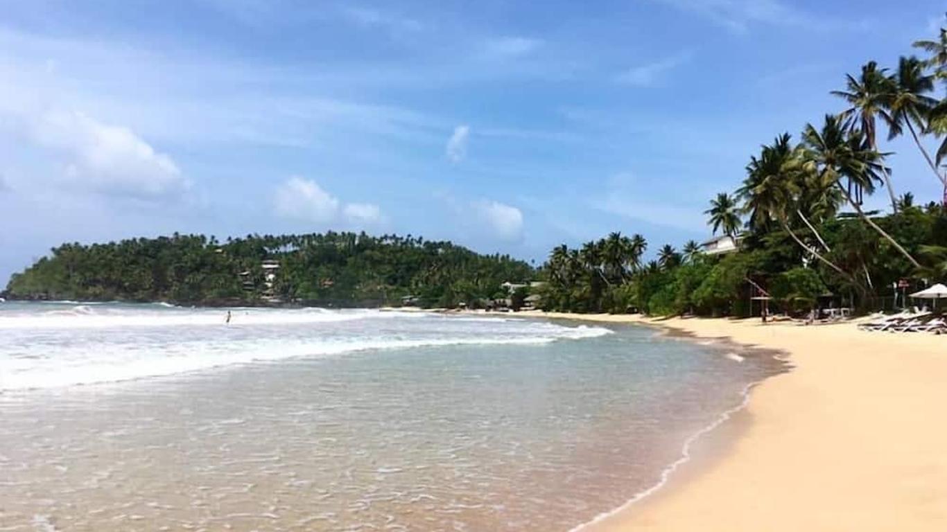 هوستل فيرست ميريسا