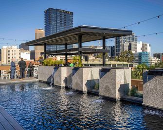 Adelaide Rockford - Adelaide - Pool