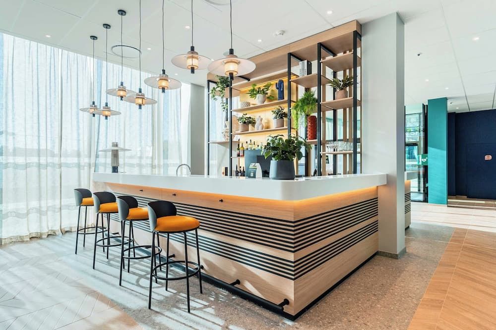 B&B HOTEL Luxembourg Centre Cloche d'Or - לוקסמבורג סיטי - בר