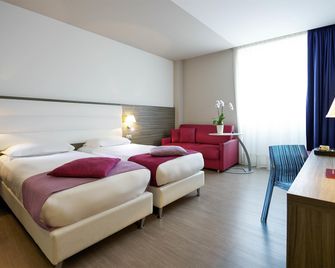 Hotel Mercure Venezia Marghera - Venice - Bedroom