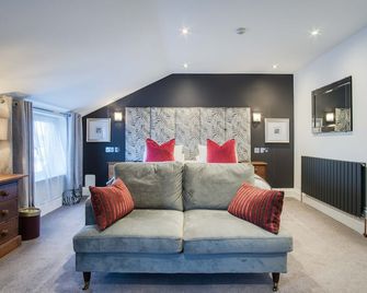 The Helaina - Scarborough - Living room