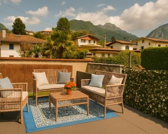 Felicita - 2 Terraces & Relax Apartment - Lecco - Balcon